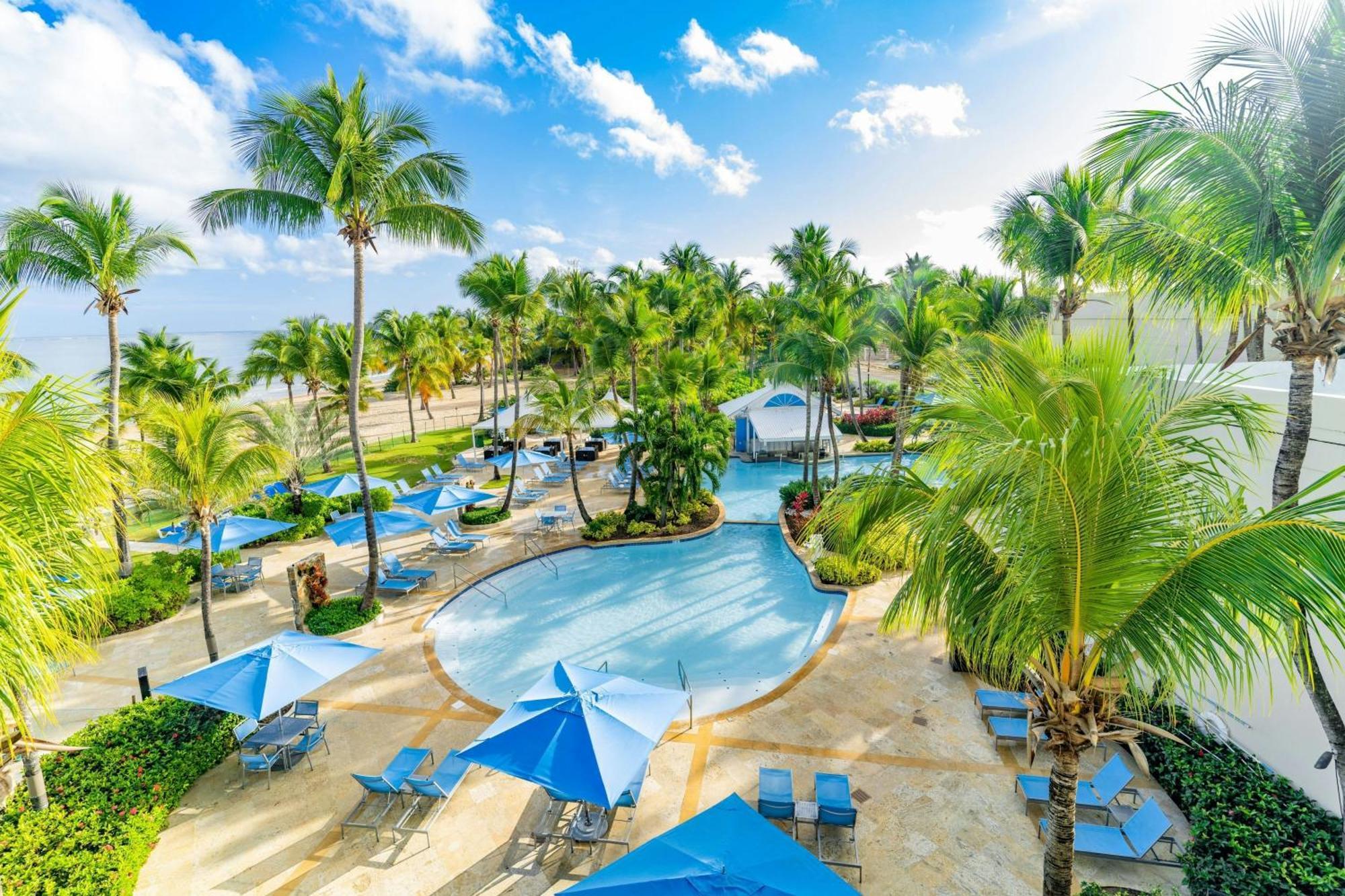 Courtyard By Marriott Isla Verde Beach Resort San Juan Exteriör bild