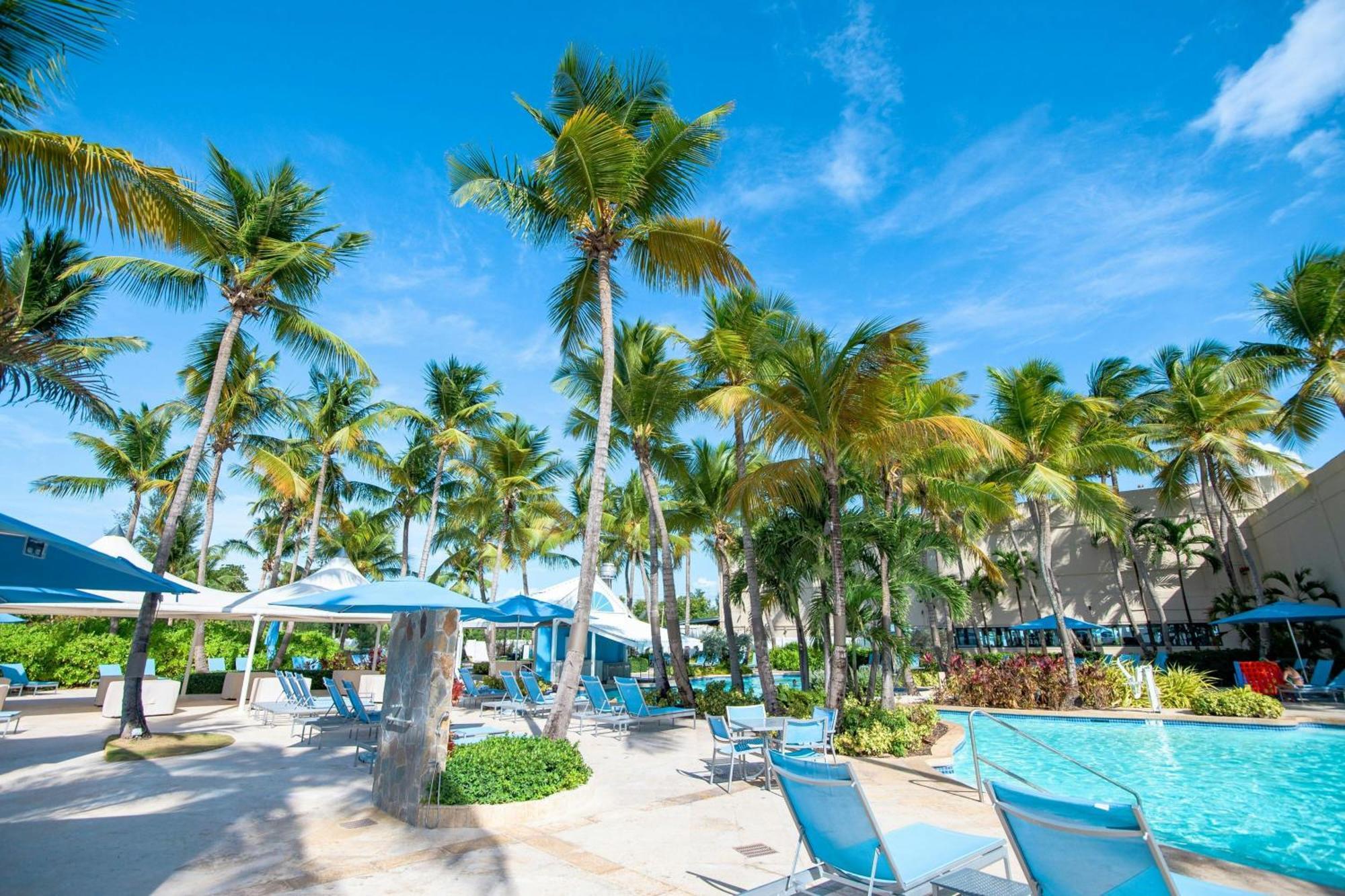 Courtyard By Marriott Isla Verde Beach Resort San Juan Exteriör bild
