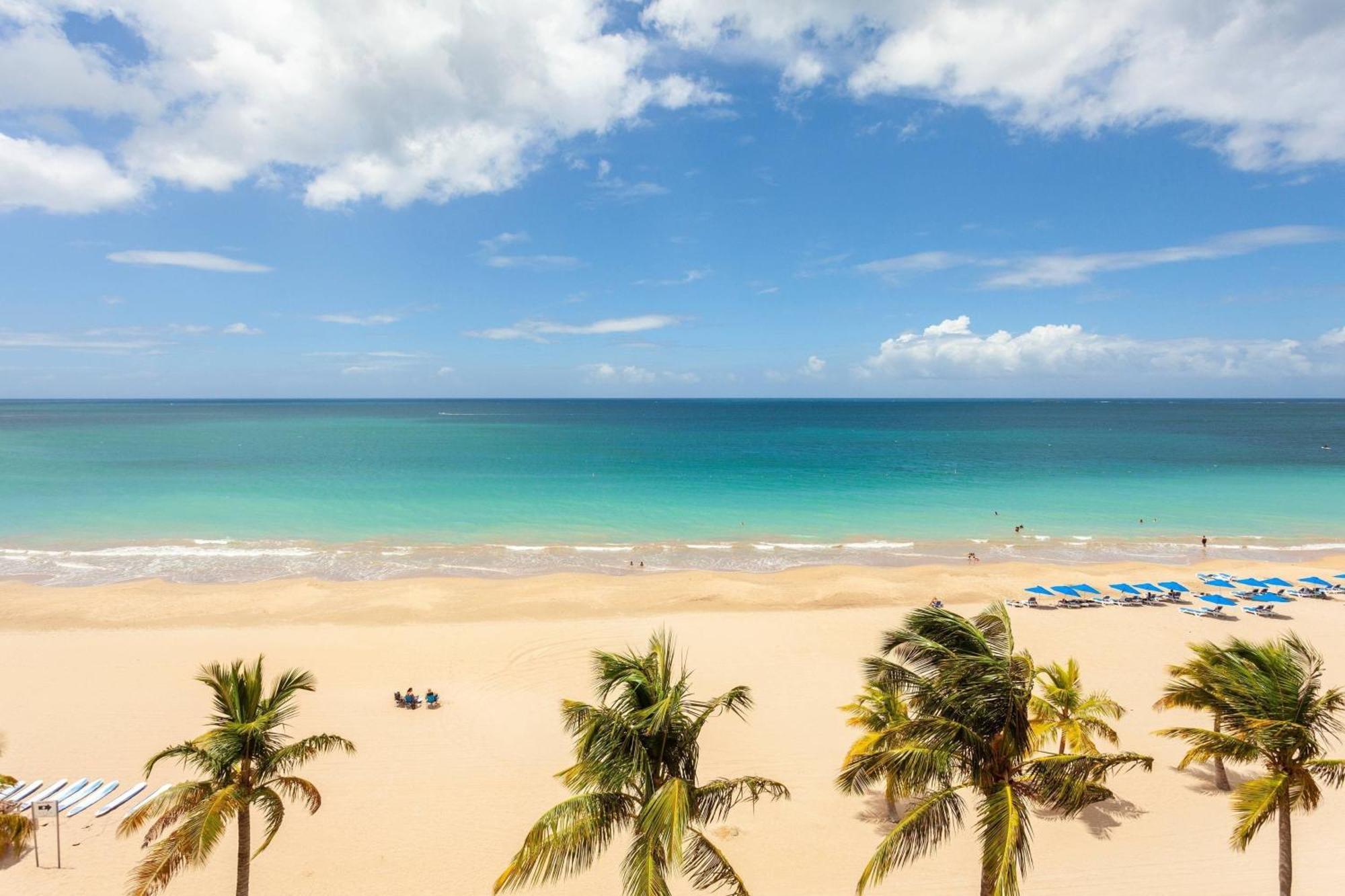 Courtyard By Marriott Isla Verde Beach Resort San Juan Exteriör bild