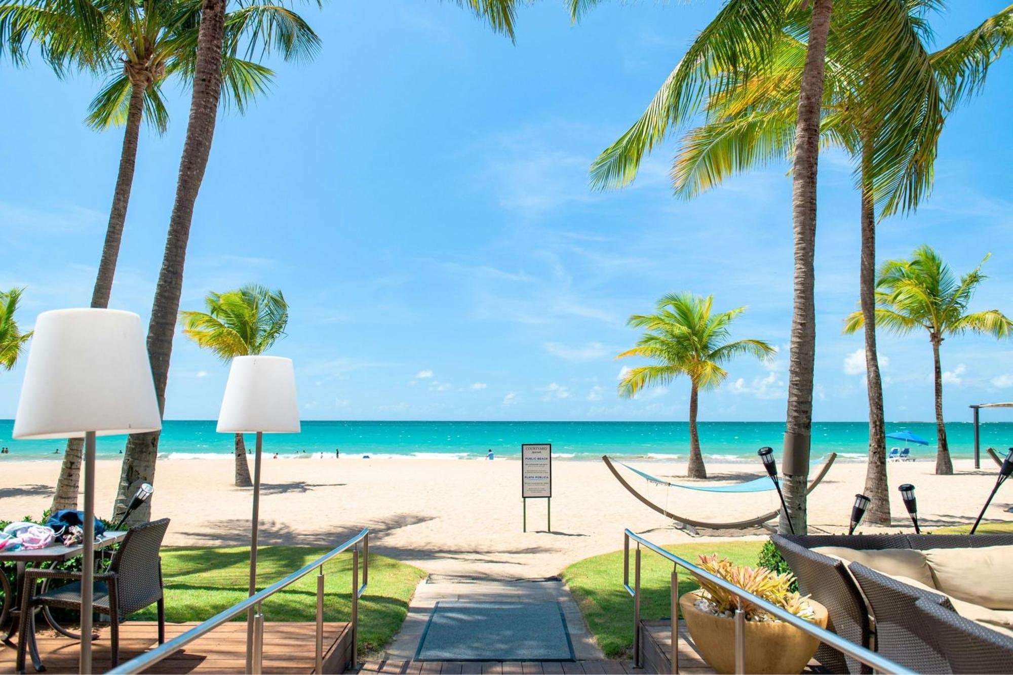 Courtyard By Marriott Isla Verde Beach Resort San Juan Exteriör bild